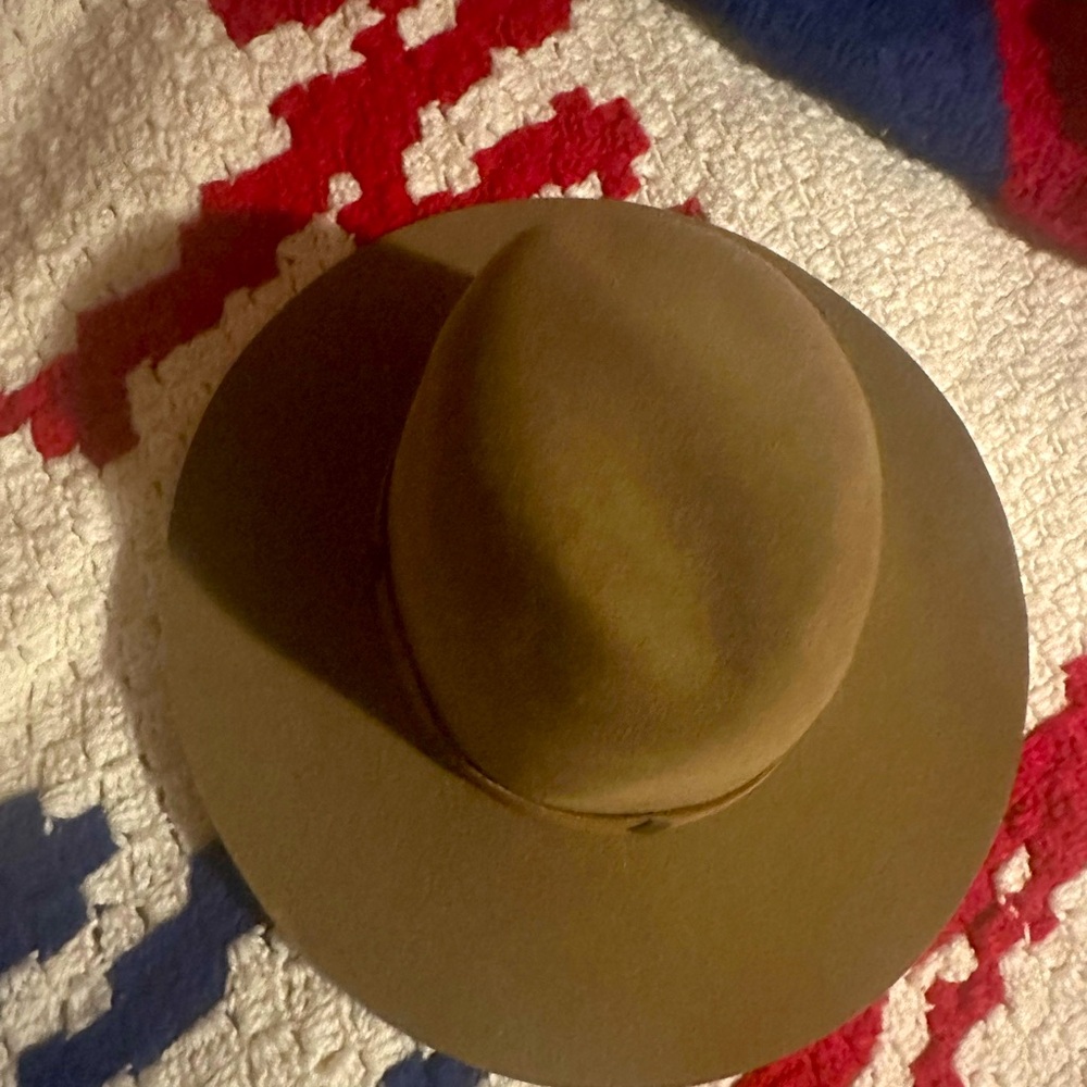 5X Genuine Beaver Felt Hat With Leather Sweat Band. Size 6 7/8.